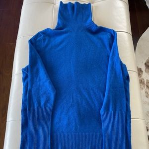 Aqua Cashmere Turtleneck Sweater